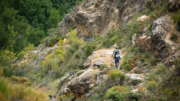 Rots formaties lands de trails in Zuid-Spanje